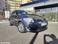 second-hand Toyota Auris 2.0 D-4D Life