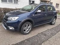 Second-hand Dacia Sandero Stepway 66 CP (48 kW) 2017 Albastru Hatchback