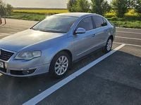 Second-hand VW Passat 170 CP (125 kW) 2008 Albastru Berlinǎ