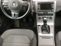 second-hand VW Passat 2014 2000cm3 140 cp