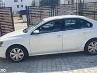 Second-hand VW Jetta Comfortline 122 CP (89 kW) 2014 Culoarealb Berlinǎ