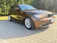 Second-hand BMW 118 Sport Line 143 CP (105 kW) 2011 Culoaremaro Hatchback