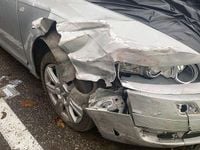 Second-hand Audi A6 180 CP (132 kW) 2006 Culoareargint Break