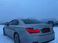 Second-hand BMW 740L 306 CP (225 kW) 2010 Berlinǎ