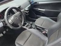 Second-hand Opel Astra 77 CP (56 kW) 2007 Negru Coupe