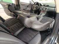 Second-hand VW Passat 170 CP (125 kW) 2014 Gri Berlinǎ