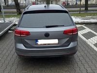Second-hand VW Passat Highline 150 CP (110 kW) 2017 Gri Break