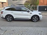 Second-hand Kia Sorento Premium 230 CP (169 kW) 2023 Culoarealb SUV