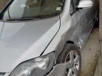 second-hand VW Golf V plus avariat