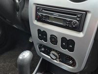 Second-hand Dacia Sandero Lauréate 87 CP (63 kW) 2008 Culoarenegru Hatchback