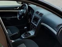 Second-hand Skoda Octavia 105 CP (77 kW) 2009 Negru Break
