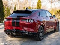 Second-hand Ford Mustang Mach-E 358 kW (487 CP) 2022 Culoarerosu SUV