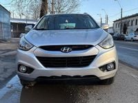 Second-hand Hyundai ix35 Style 184 CP (135 kW) 2015 Culoareargint SUV