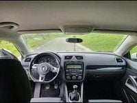 Second-hand VW Scirocco Edition 122 CP (89 kW) 2010 Culoarealb Coupe