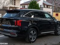 Second-hand Kia Sorento Vision 188 CP (138 kW) 2022 Culoarenegru SUV