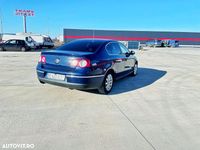 Second-hand VW Passat Comfortline 150 CP (110 kW) 2007 Culoarealbastru Berlinǎ