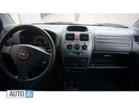 Second-hand Opel Agila 75 CP (55 kW) 2004 Albastru marin Hatchback