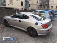 Second-hand Hyundai Coupé 107 CP (78 kW) 2002 Gri metalizat Coupe
