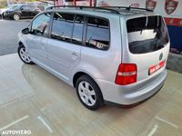 second-hand VW Touran An 2009, Motor 2.0Diesel, 7Locuri, Rate Fixe, Avans 0% Livrare Gratuita