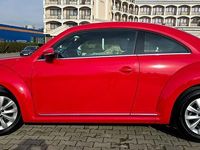 Second-hand VW Beetle 160 CP (117 kW) 2013 Culoarerosu Hatchback