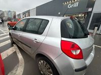 second-hand Renault Clio unic proprietar