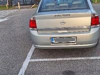 Second-hand Opel Vectra 122 CP (89 kW) 2006 Gri Berlinǎ