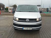 Second-hand VW Caravelle 150 CP (110 kW) 2017 Culoareargint Monovolum