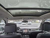 Second-hand VW Touareg Terrain Tech 262 CP (192 kW) 2015 Culoarenegru SUV