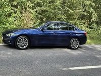 Second-hand BMW 320 140 CP (102 kW) 2018 Albastru Berlinǎ