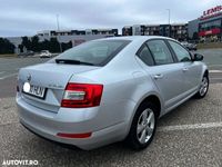 second-hand Skoda Octavia 1.6 TDI (Green tec) DSG Style