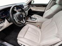 Second-hand BMW 750 Comfort Edition 400 CP (294 kW) 2019 Arktik grey brilliant effect Berlinǎ