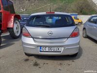 second-hand Opel Astra 2013 cu 104066 km