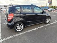 Second-hand Mercedes A180 109 CP (80 kW) 2007 Negru Hatchback