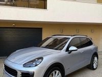 Second-hand Porsche Cayenne 262 CP (192 kW) 2015 Culoaregri SUV