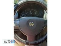 Second-hand Opel Corsa 74 CP (54 kW) 2003 Gri Berlinǎ