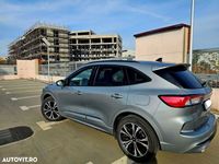 Second-hand Ford Kuga ST-Line X 152 CP (111 kW) 2023 Argint SUV