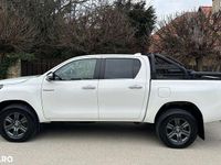 Second-hand Toyota HiLux Executive 204 CP (150 kW) 2022 Culoarealb Pickup