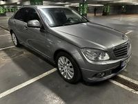Second-hand Mercedes C200 Elegance 136 CP (100 kW) 2008 Culoaregri Berlinǎ