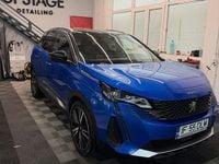 Second-hand Peugeot 3008 300 CP (220 kW) 2021 Culoarealbastru SUV