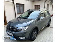 Second-hand Dacia Sandero 90 CP (66 kW) 2018 Gri Hatchback