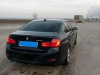 Second-hand BMW 320 163 CP (119 kW) 2013 Berlinǎ