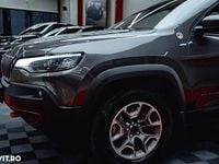 Second-hand Jeep Cherokee Trailhawk 272 CP (200 kW) 2019 Gri SUV