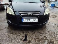 Second-hand Kia Ceed Best 109 CP (80 kW) 2008 Culoarenegru Hatchback