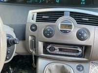 Second-hand Renault Scénic II 88 CP (64 kW) 2003 Monovolum