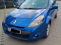 Second-hand Renault Clio 75 CP (55 kW) 2011 Albastru Monovolum