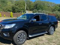 Second-hand Nissan Navara 190 CP (139 kW) 2017 Negru Pickup