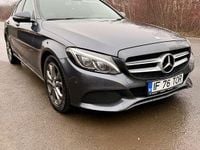 Second-hand Mercedes C200 136 CP (100 kW) 2016 Culoarenegru Hatchback