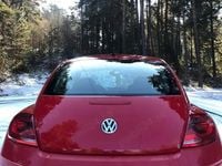 Second-hand VW Beetle Design 105 CP (77 kW) 2012 Rosu Hatchback