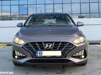 Second-hand Hyundai i30 110 CP (80 kW) 2022 Culoaremaro Hatchback