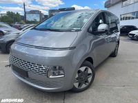 Nouă Hyundai Staria 215 CP (158 kW) 2025 Culoareargint Monovolum